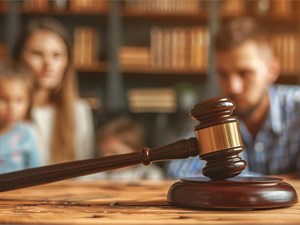 ¿Cómo se regula el régimen de visitas de los hijos?