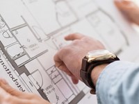 ¿Puedo ampliar mi nave industrial sin cambiar la licencia de actividad?